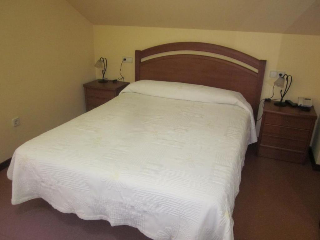 Hotel Restaurante Loureiro Bueu Δωμάτιο φωτογραφία
